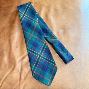 Scottish Wool Kennedy Clan Tartan Men's Neck Tie Heritage Traditional